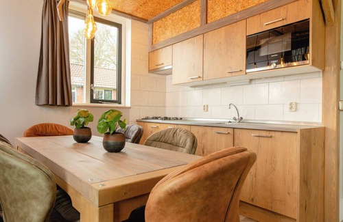 Zuna Resort | 8- person childbungalow | Theme: Farm Adapted