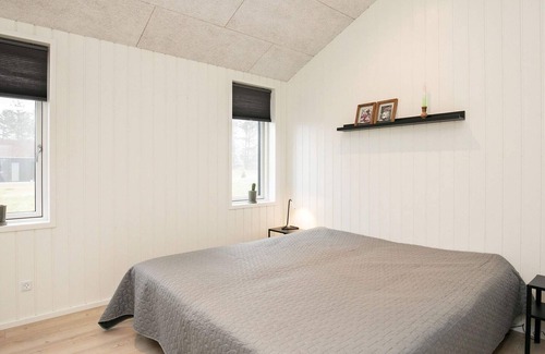 Grønhøj House | 8 person holiday home in Saltum