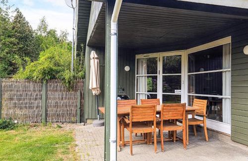 Bøtø By House | 8 person holiday home in Væggerløse-By Traum