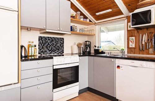 Pøt Strandby House | 8 person holiday home in Juelsminde-By Traum