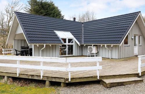 Lihme House | 8 person holiday home in Spøttrup-By Traum