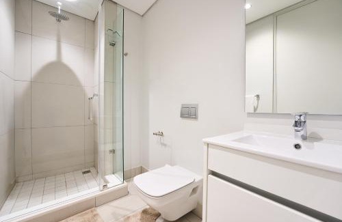 Greater Johannesburg Metropolitan Area Apartment | 8's at Ellipse Waterfall
