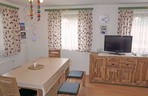 Pettneu am Arlberg Apartment | 80 m² Apartment ∙ 2 bedrooms ∙ 6 guests