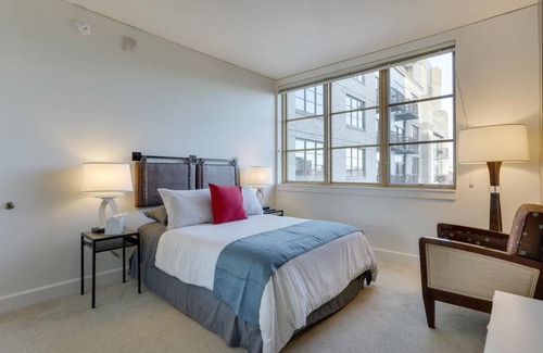 Pearl District Apartment | 80 m² Apartment ∙ 1 bedroom ∙ 4 guests