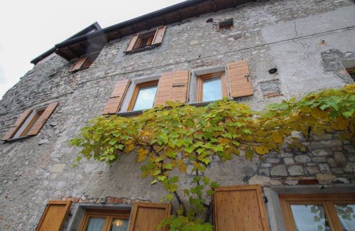 Claino Con Osteno Apartment | 80 m² Apartment ∙ 2 bedrooms ∙ 5 guests
