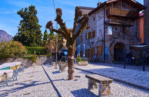Claino Con Osteno Apartment | 80 m² Apartment ∙ 2 bedrooms ∙ 4 guests