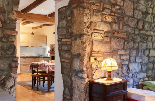 Claino Con Osteno Apartment | 80 m² Apartment ∙ 1 bedroom ∙ 4 guests