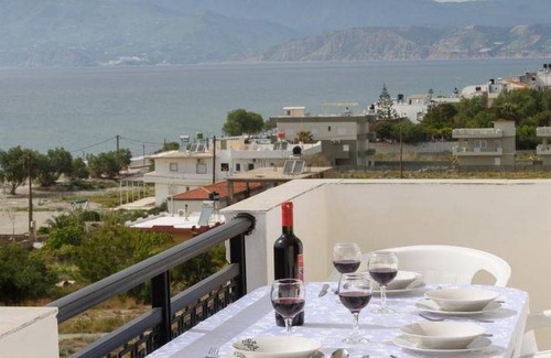 Neo Kalamaki Apartment | 80 m² Apartment ∙ 2 bedrooms ∙ 4 guests