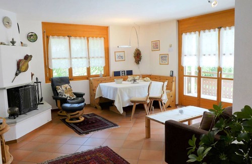 Maloja Apartment | 80 m² Apartment ∙ 1 bedroom ∙ 4 guests