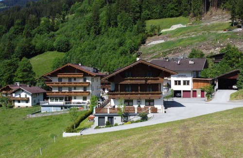 Schwendau Apartment | 80 m² Apartment ∙ 3 bedrooms ∙ 6 guests