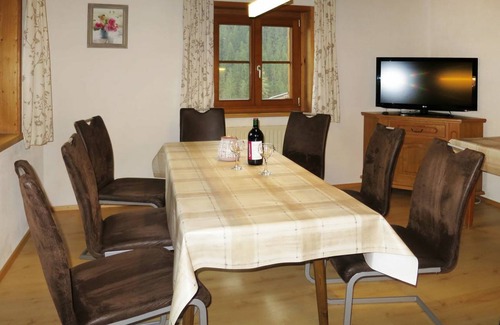 Viehhofen Apartment | 80 m² Apartment ∙ 3 bedrooms ∙ 7 guests