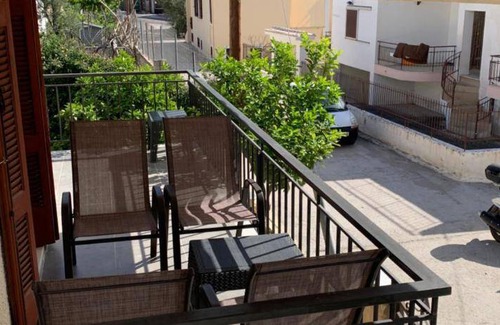 Perdhika House | 80 m² House ∙ 2 bedrooms ∙ 5 guests