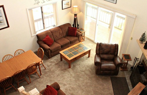 Clymer House | 💖 8280 The Peak- Hot tub, on slopes, Pool Table, Golf Course, Fire Pit 🔥