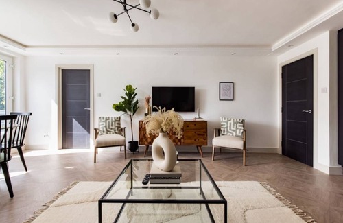 Shaftesbury Apartment | 83 m² Apartment ∙ 2 bedrooms ∙ 4 guests