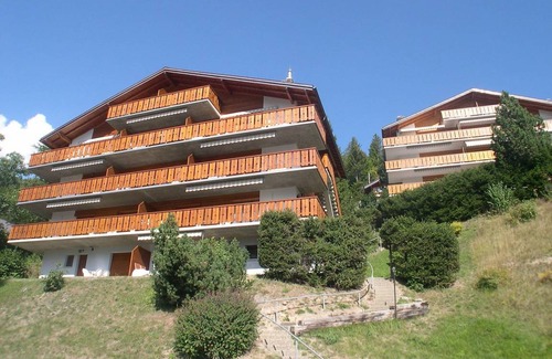 Ovronnaz Apartment | 83 m² Apartment ∙ 3 bedrooms ∙ 6 guests