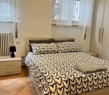 Albese con Cassano Apartment | 85 mjka house free parking COMO