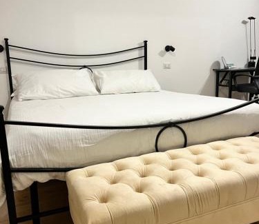 Albese con Cassano Apartment | 85 mjka house free parking COMO