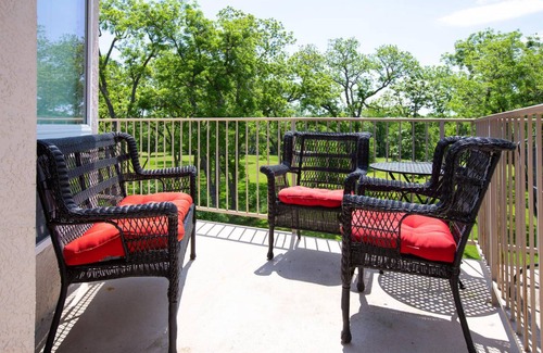 New Braunfels Condo | 87 m² Condo ∙ 2 bedrooms ∙ 6 guests