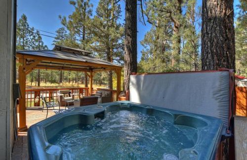 Big Bear Apartment | 88 Acres Cottage in Big Bear w HotTub & Fireplace