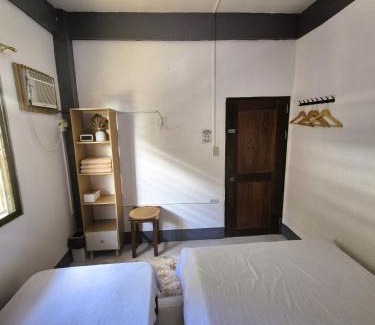 Coron Town Proper Hotel | 88 Tourist Inn by Lagum Adventure