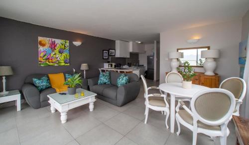 Umhlanga Apartment | 9 Bronze Bay