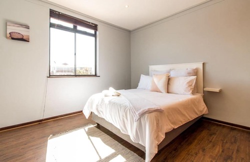 West Beach Apartment | 9 La Paloma