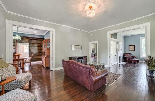 Waverly House | 9 Mi to Kentucky Lake Spacious Victorian Home!