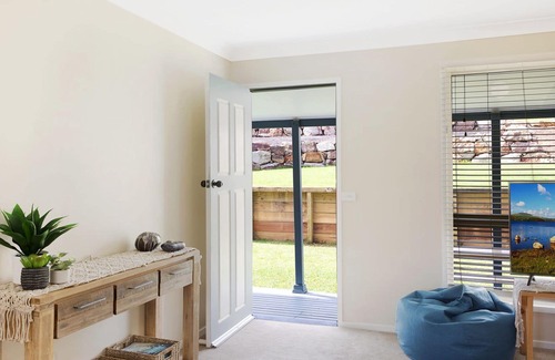 Dalmeny House | 9 Mummaga Way, Dalmeny