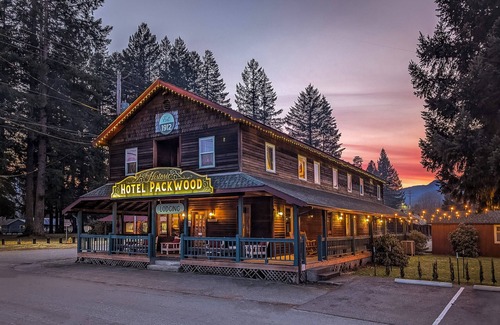 Packwood Apartment | #9 Wonderland Trail Suite 18+ Private Bath