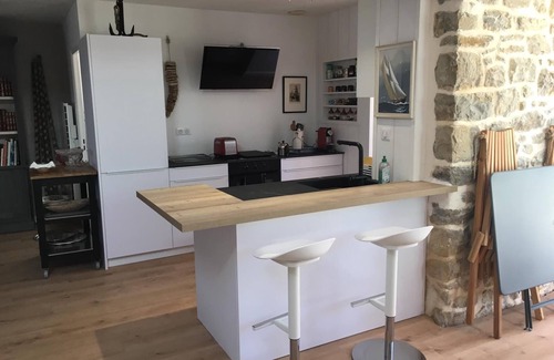 Morgat House | 90 m from Morgat beach, fully renovated 3-bedroom house on quiet street