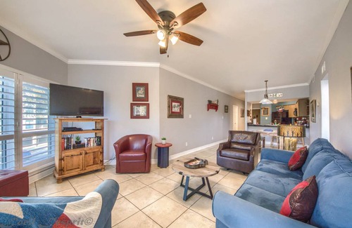 New Braunfels Apartment | 90 m² Apartment ∙ 2 bedrooms ∙ 6 guests