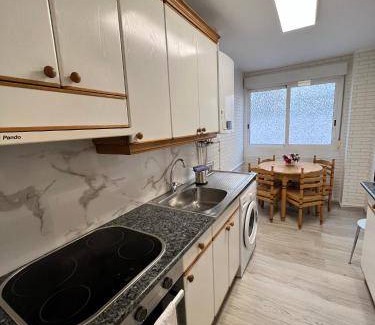 Zaragoza Centro Apartment | 90 m² Apartment ∙ 3 bedrooms ∙ 6 guests