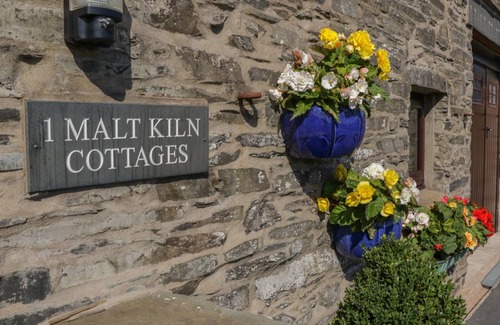 Kirkby-in-Furness Cottage | 90 m² Cottage ∙ 1 bedroom ∙ 4 guests