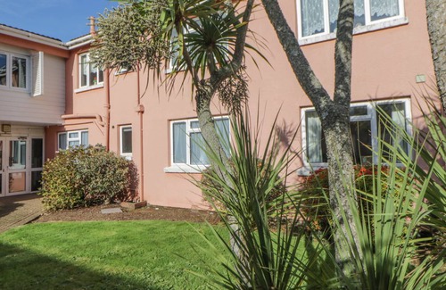 Paignton Cottage | 90 m² Cottage ∙ 1 bedroom ∙ 4 guests