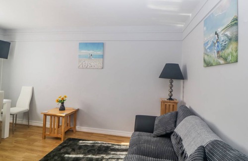 Paignton Cottage | 90 m² Cottage ∙ 1 bedroom ∙ 4 guests