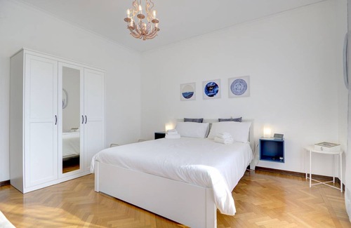 Mestre Apartment | 900MUSEUMnext 2 - private double bed / bathroom, wifi, aircond