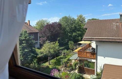 Altperlach Apartment | 90m2 ruhige und lichtdurchflutete 3 Zimmer Duplexwohnung in Altperlach