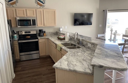 Holiday Isle House | 9239 Beachwalk location of Sandpiper with Beach Service