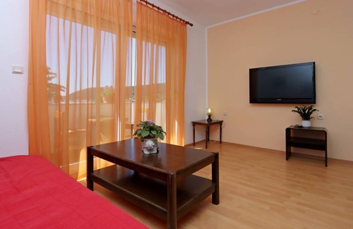 Supetarska Draga Apartment | 94 m² Apartment ∙ 3 bedrooms ∙ 11 guests