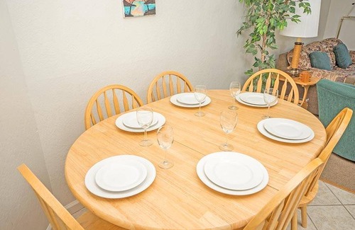 Tahoe Keys Condo | 94 m² Condo ∙ 2 bedrooms ∙ 6 guests