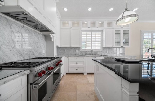Tropic Isle House | 944 Managed by Brampton Park