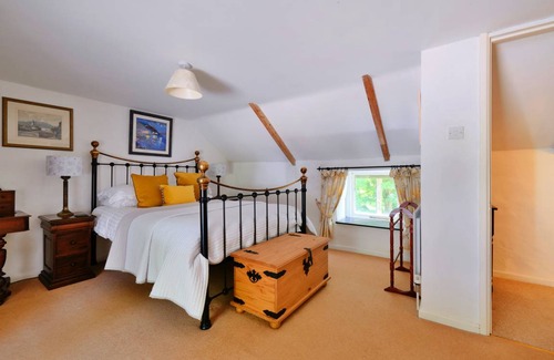 Chysauster Cottage | 95 m² Cottage ∙ 2 bedrooms ∙ 3 guests