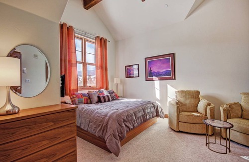 The Highlands Condo | 96 m² Condo ∙ 2 bedrooms ∙ 6 guests