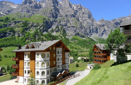 Leukerbad Apartment | 98 m² Apartment ∙ 2 bedrooms ∙ 6 guests