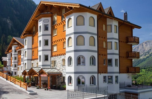Leukerbad Apartment | 98 m² Apartment ∙ 2 bedrooms ∙ 6 guests