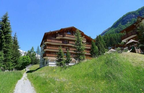 Leukerbad Apartment | 98 m² Apartment ∙ 2 bedrooms ∙ 6 guests