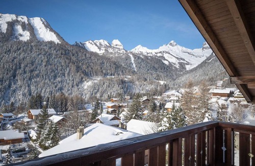 Ovronnaz Apartment | 98 m² Apartment ∙ 3 bedrooms ∙ 6 guests