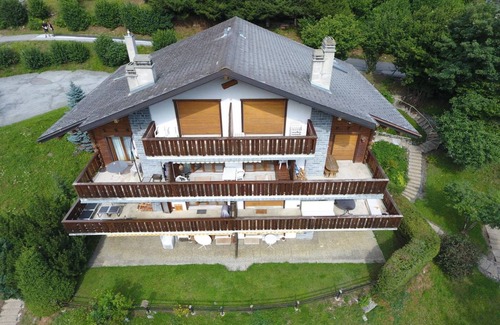 Ovronnaz Apartment | 98 m² Apartment ∙ 3 bedrooms ∙ 6 guests