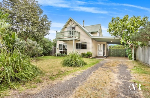 Cape Woolamai House | 98 Vista Drive in Cape Woolamai