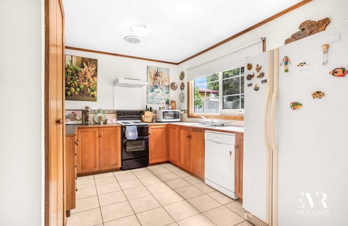 Cape Woolamai House | 98 Vista Drive in Cape Woolamai